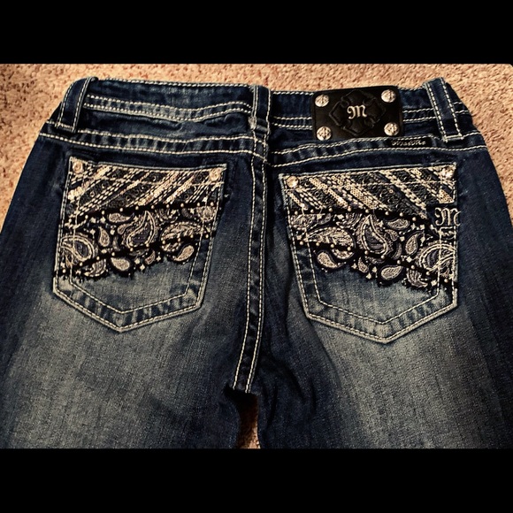 MISS ME 28 x 33.5 - Picture 2 of 12